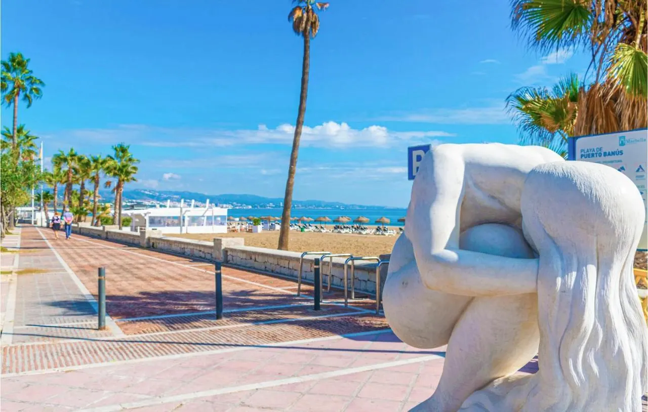 Lovely Apartment In Marbella With Kitchenette