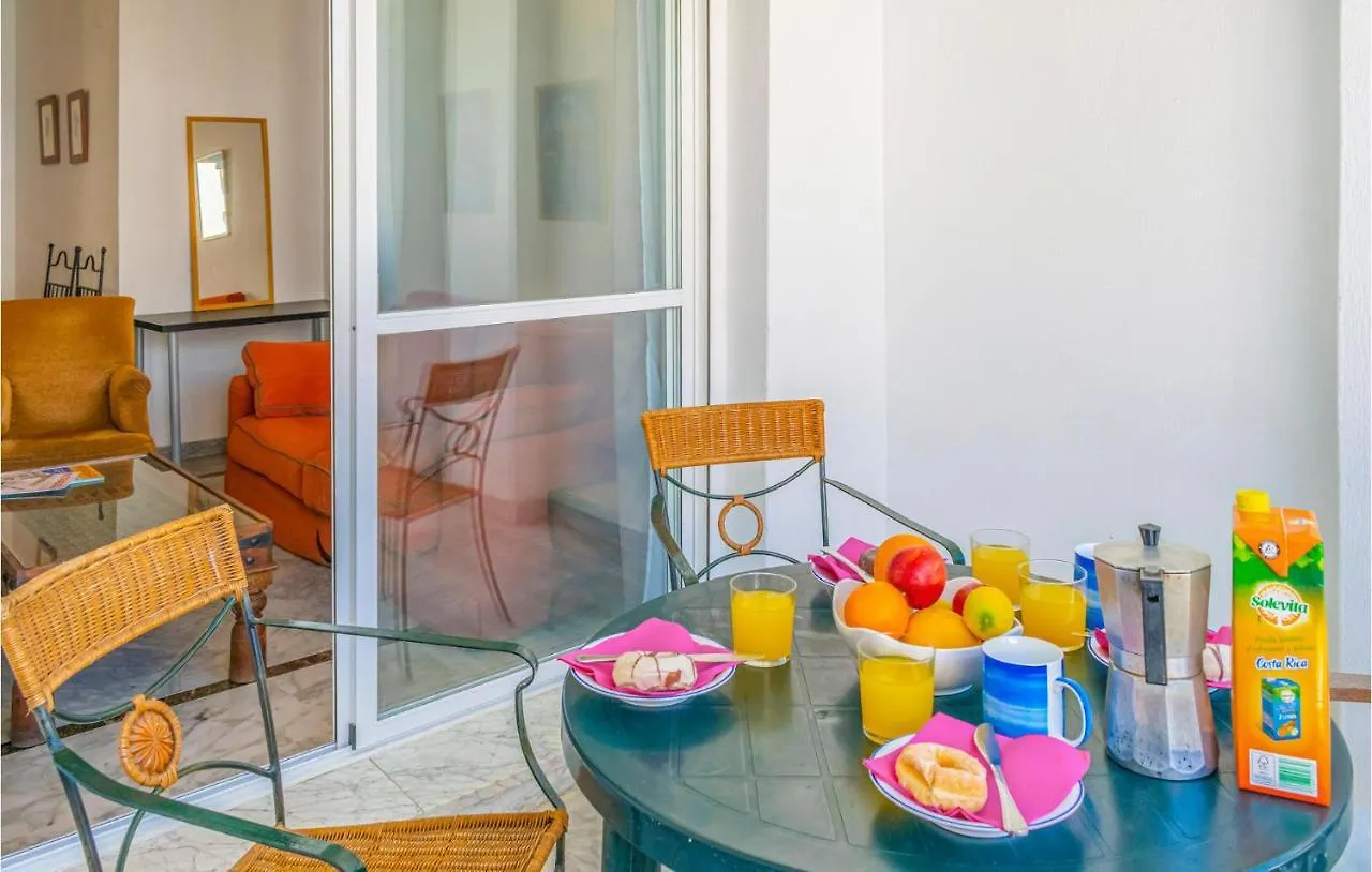 Lovely Apartment In Marbella With Kitchenette