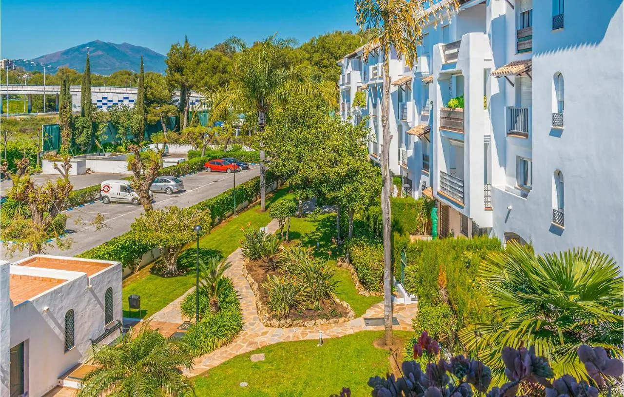 Lovely Apartment In Marbella With Kitchenette 0*,