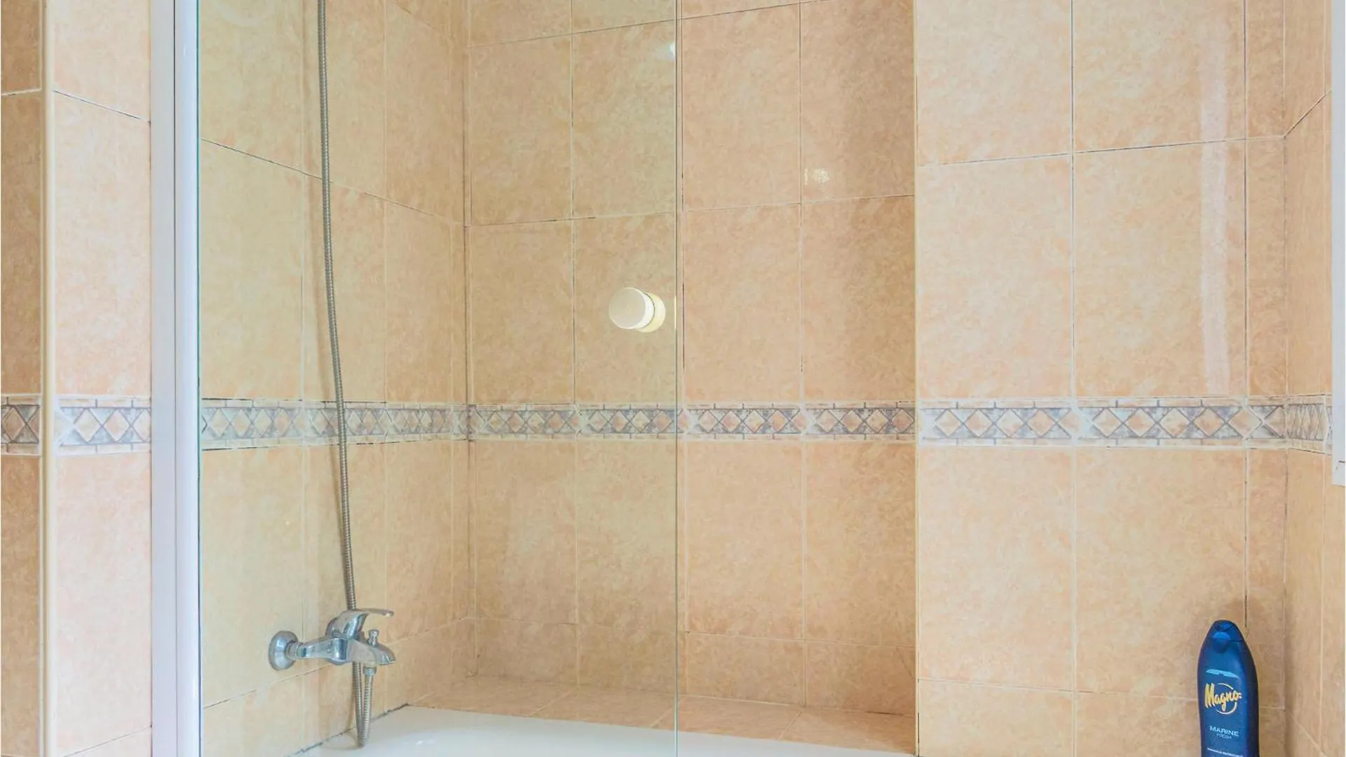 Lovely Apartment In Marbella With Kitchenette